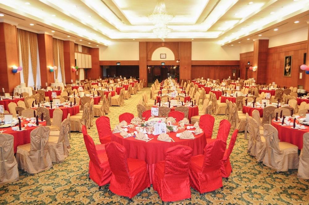 Mulia Hotel Bandar Seri Begavan Dış mekan fotoğraf
